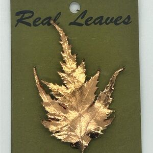 Gold Maple Leaf Brooch